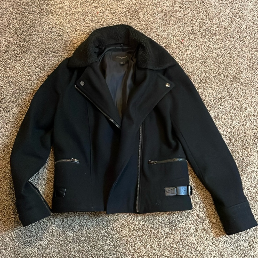 Banana Republic Detachable Faux Fur Collar.